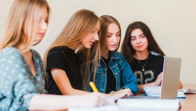 Jak stworzyć i sfinansować projekt edukacyjny skrojony na potrzeby młodych ludzi?