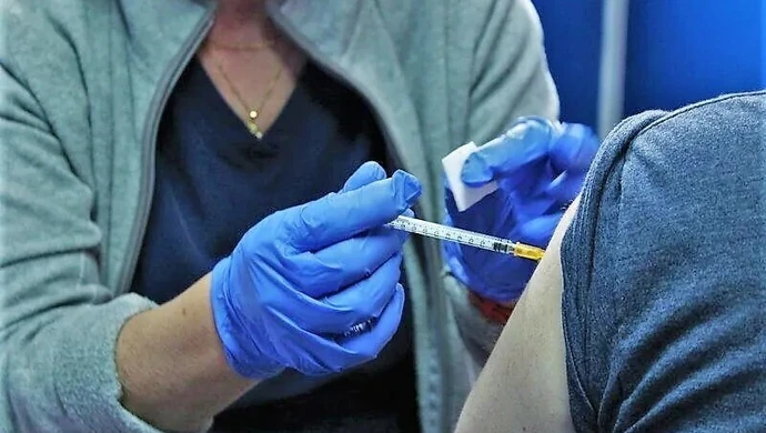 W Piotrkowie nie ma gdzie się szczepić? NFZ odpowiada