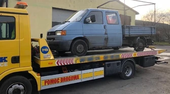 Ukradł auto w Piotrkowie, dojechał do Wielunia... pijany