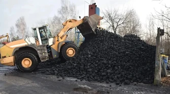 W Piotrkowie został tylko orzech