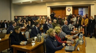 Burzliwa sesja nadzwyczajna w sprawie ciepła