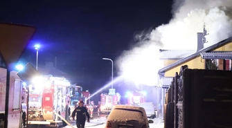 Pożar domu. DK12 była zablokowana