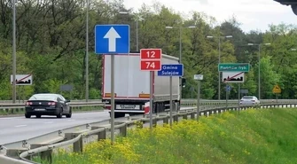 Będą naprawiać nawierzchnię na dwunastce