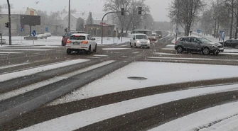 Zima wróciła, ślisko na drogach!
