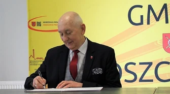 Jednogłośnie za wotum zaufania i udzieleniem absolutorium