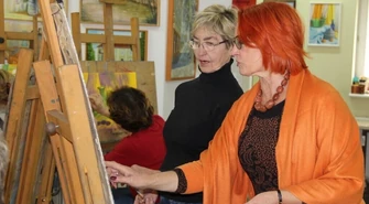 Seniorzy z OEA podzielą się pasją tworzenia