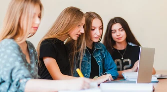 Jak stworzyć i sfinansować projekt edukacyjny skrojony na potrzeby młodych ludzi?