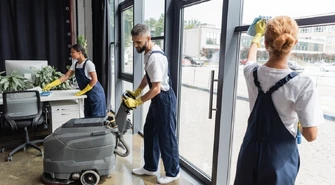 Czystość w biurze a samopoczucie pracowników – jak dbać o idealne warunki pracy?