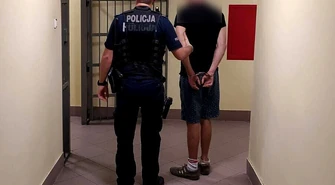 Poturbował kobietę, bo chciał zjeść kebaba