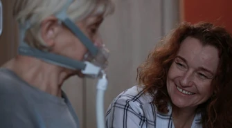 Wzrasta liczba pacjentów pod respiratorami w domach, których NFZ nie obejmuje kontraktem