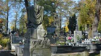 Spacer po piotrkowskich "Powązkach" [ZDJĘCIA]