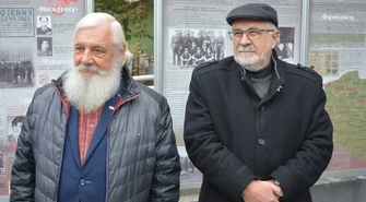 Wystawa przed Akademią Piotrkowską. Historia osób przymusowo internowanych ?