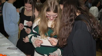 Spotkali się przy wspólnym stole. Wigilijne spotkanie w Moszczenicy