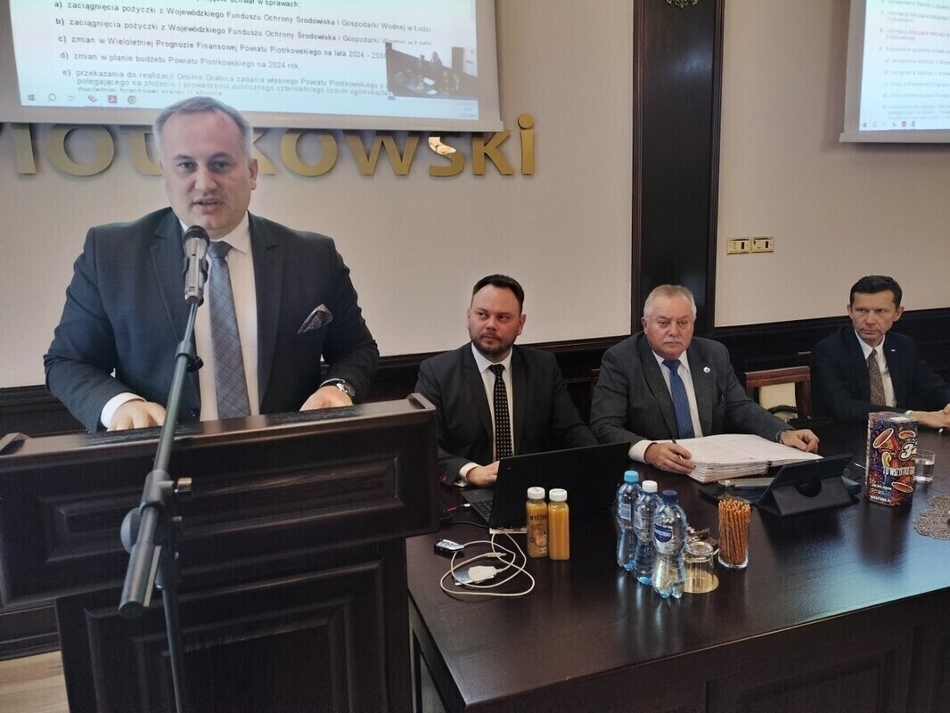 Rada Powiatu zdecydowała o kolejnych inwestycjach