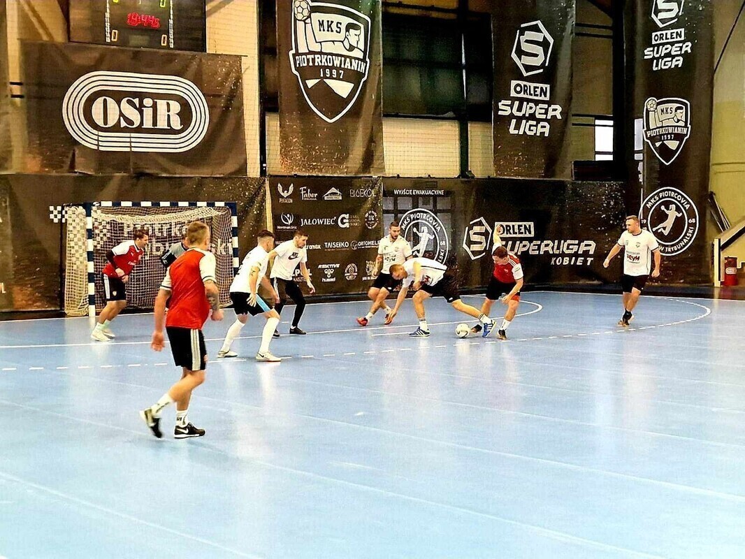 Wicelider nokautuje mistrza