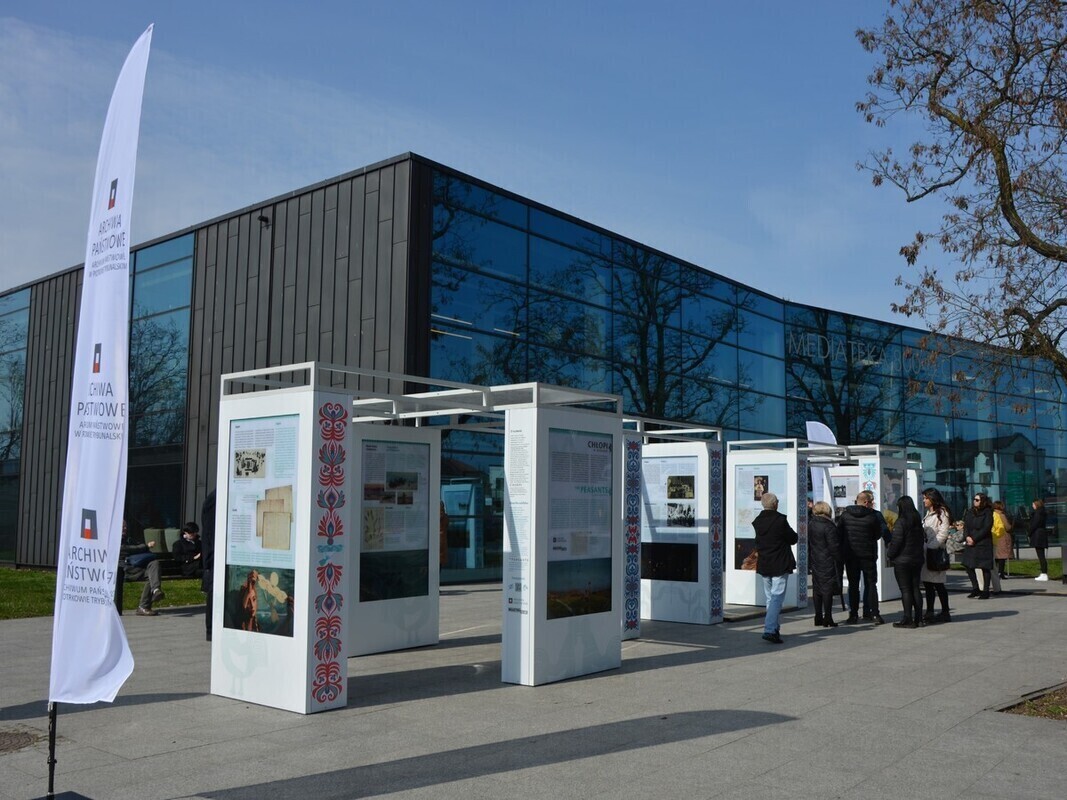 Wystawa Chłopi w Archiwach oficjalnie otwarta