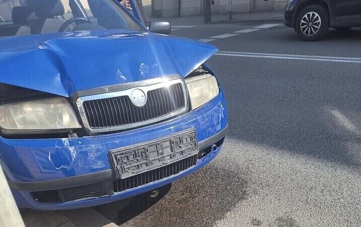 Zderzenie dwóch aut na Wojska Polskiego