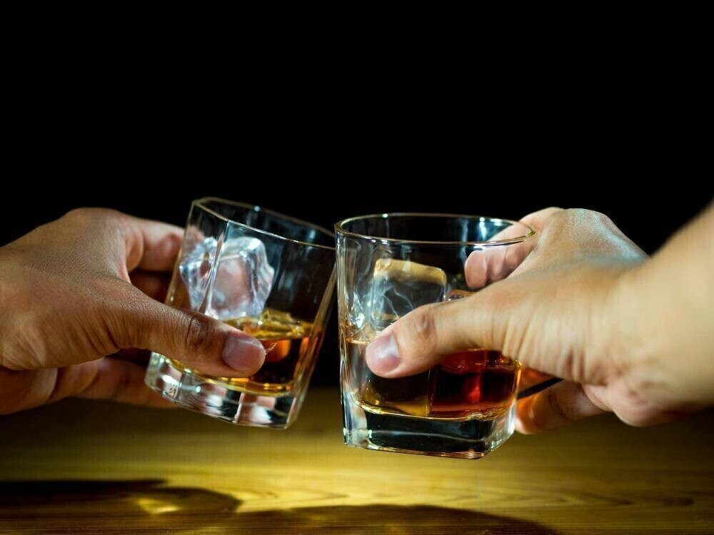 Wszywka alkoholowa Łódź - czy to bezpieczne rozwiązanie