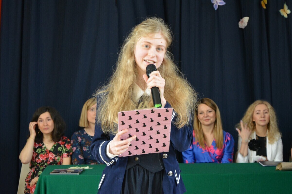 Maturzyści kończą rok szkolny