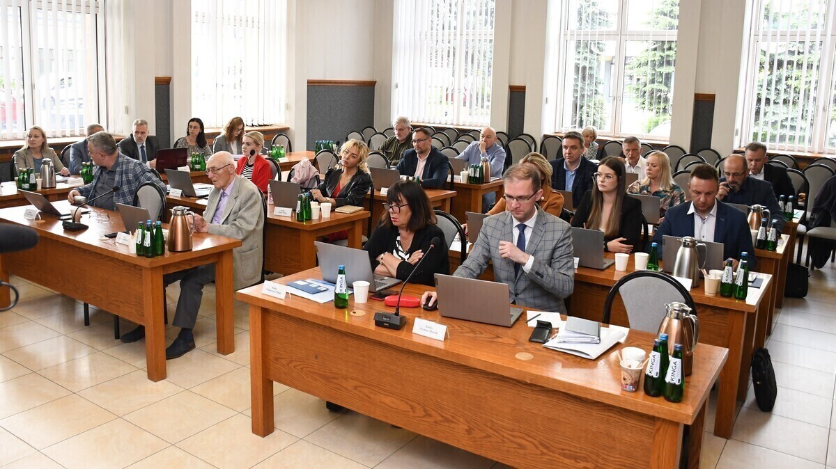 Znamy składy komisji Rady Miasta i wynagrodzenie prezydenta