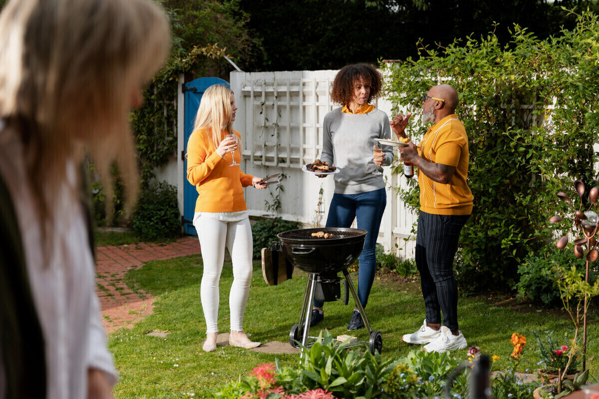 Grill w ogrodzie. 7 akcesoriów które z pewnością się przydadzą