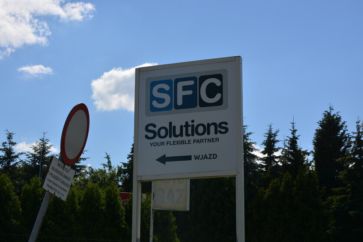 Duża fabryka w Piotrkowie planuje zwolnienia grupowe Spółka wydała oświadczenie