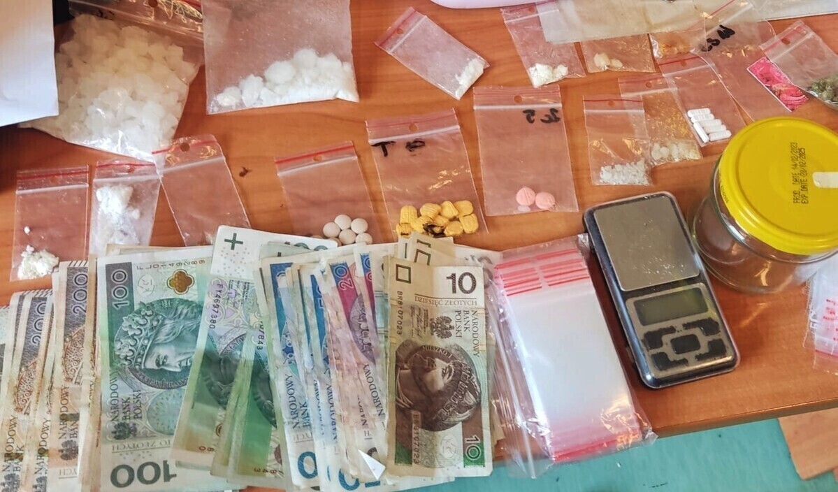 36-latka wpadła z narkotykami. Grozi jej do 10 lat
