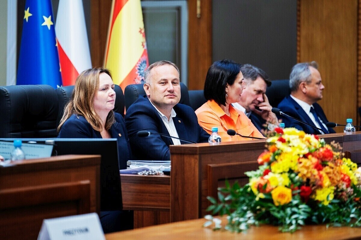 Zarząd Województwa Łódzkiego z absolutorium