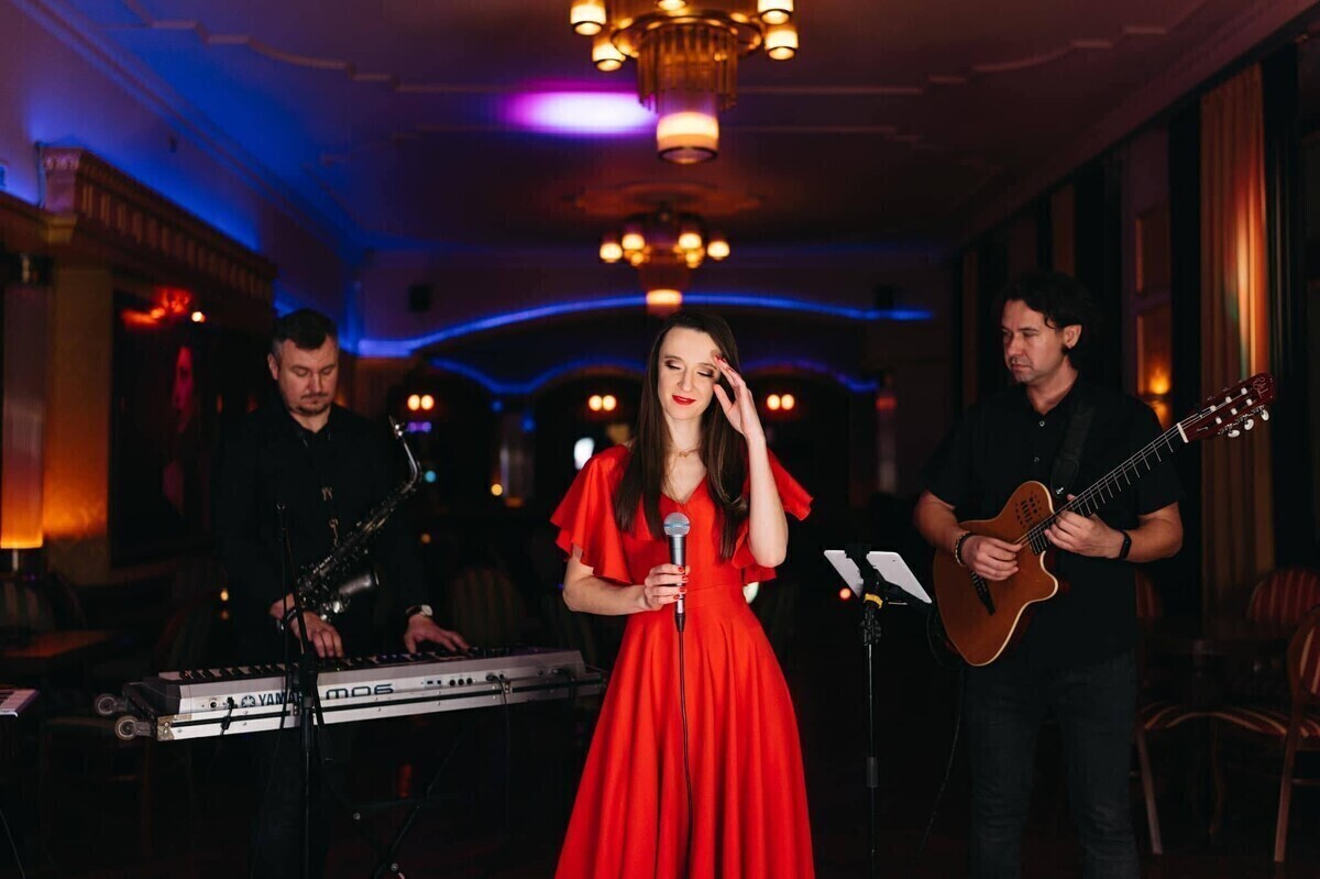 Agnieszka Osiecka akustycznie w sulejowskim MOK-u