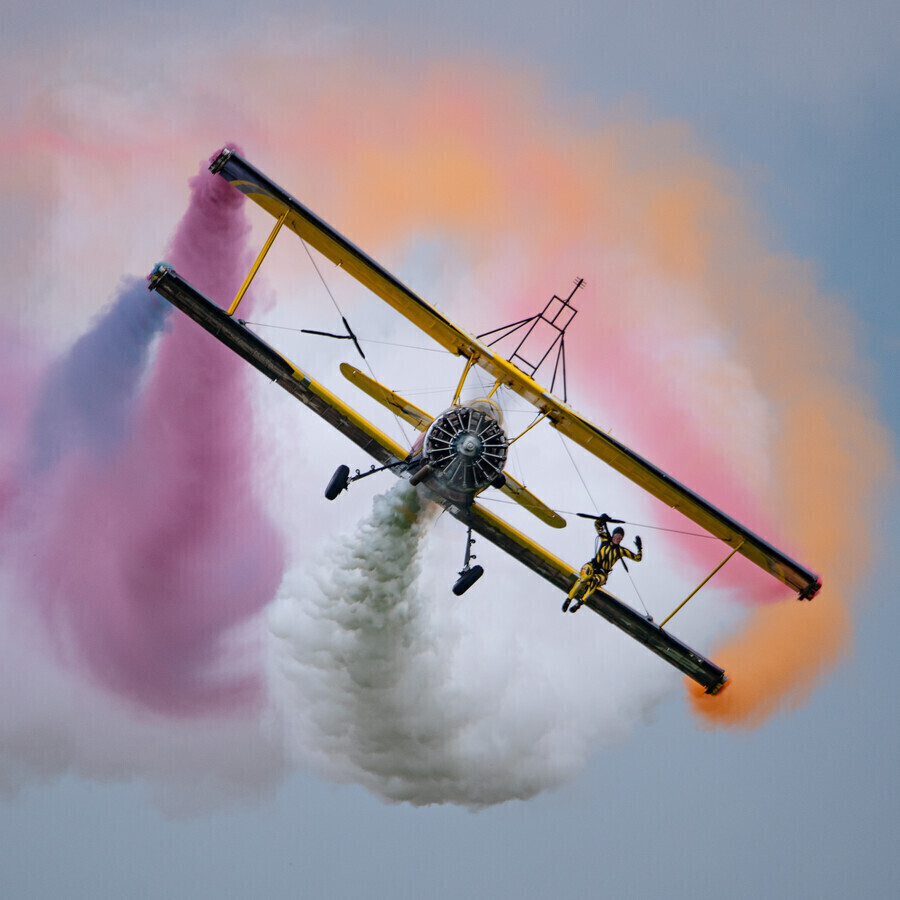 Tłumy na piotrkowskim lotnisku. Drugi dzień FLY FEST