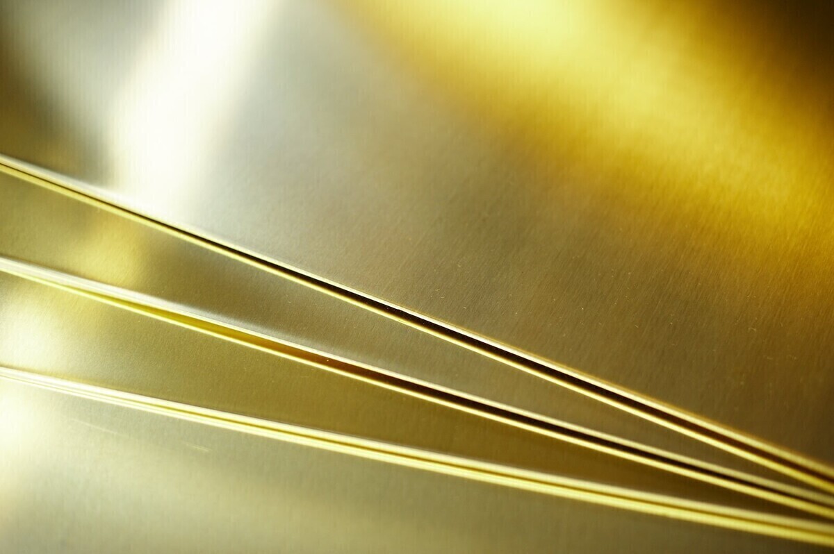 Nożyce do cięcia blachy - jak używać ich bezpiecznie i skutecznie