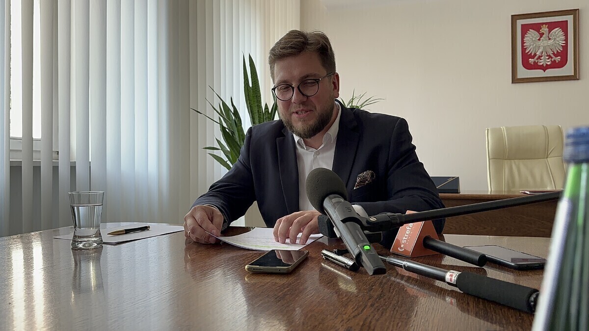 Modernizacje ulic nowa hala sportowa. Przeczytaj o czym prezydent Piotrkowa mówił podczas konferencji prasowej