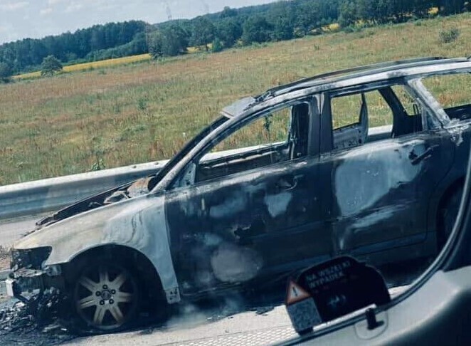 Pożar samochodu na A1 koło Kamieńska