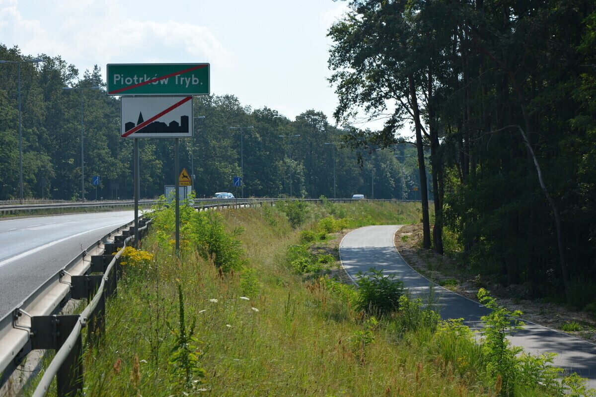 Ścieżka rowerowa Piotrków - Przygłów prawie gotowa. Jednak na otwarcie musimy poczekać
