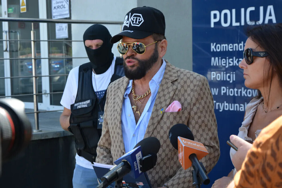 Kradzież 600 tysięcy złotych w gminie Grabica - konferencja K. Rutkowskiego w Piotrkowie