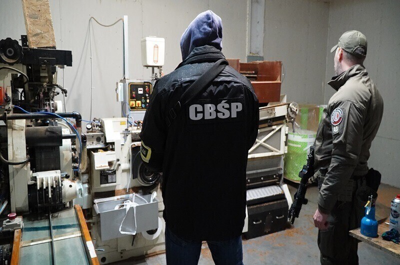 5 mln szt. papierosów przejętych przez KAS i CBŚP