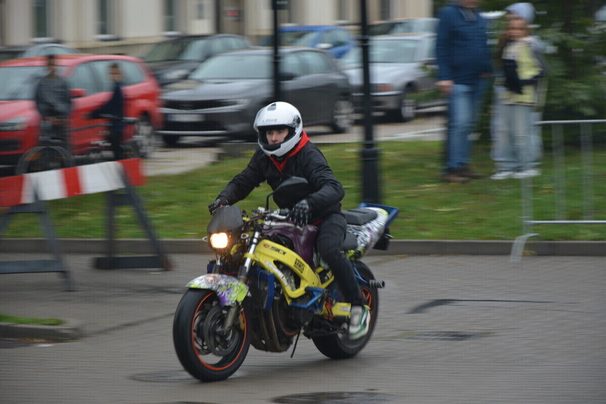 Sezon motocyklowo-samochodowy oficjalnie zakończony. Motoryzacyjna impreza w Piotrkowie