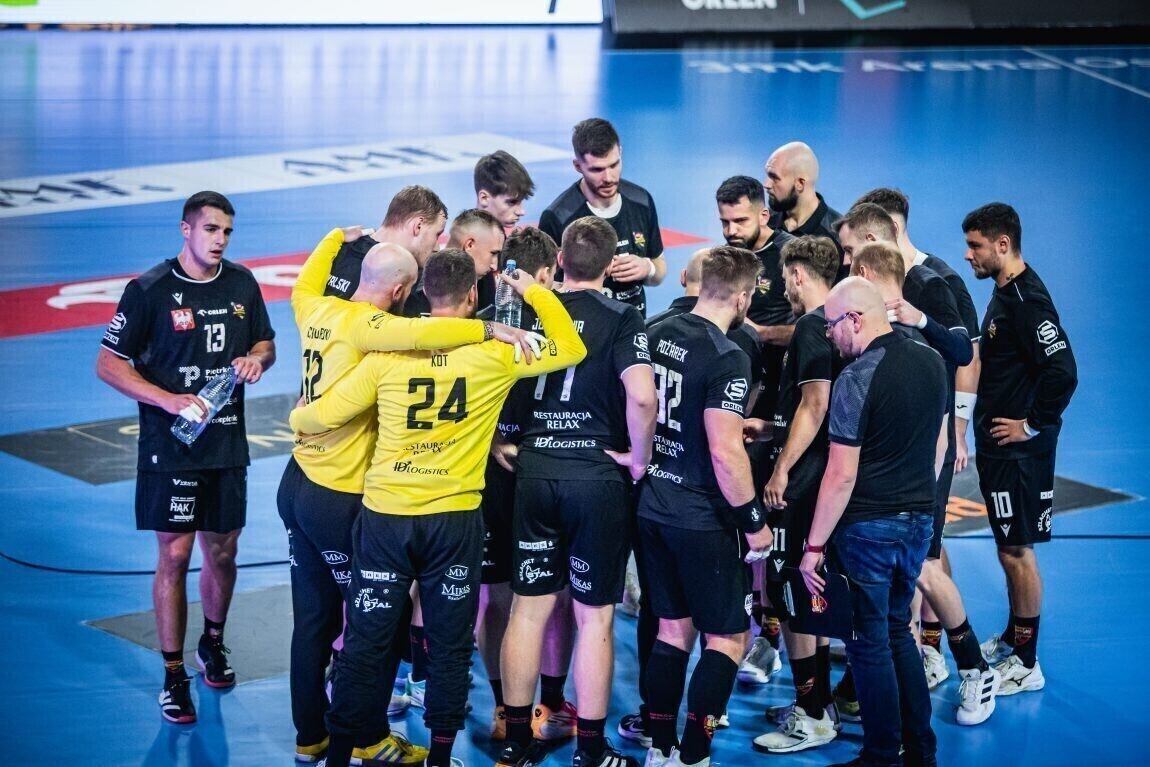 Bezradność Piotrkowianina. Pewna wygrana Rebud KPR Ostrovii