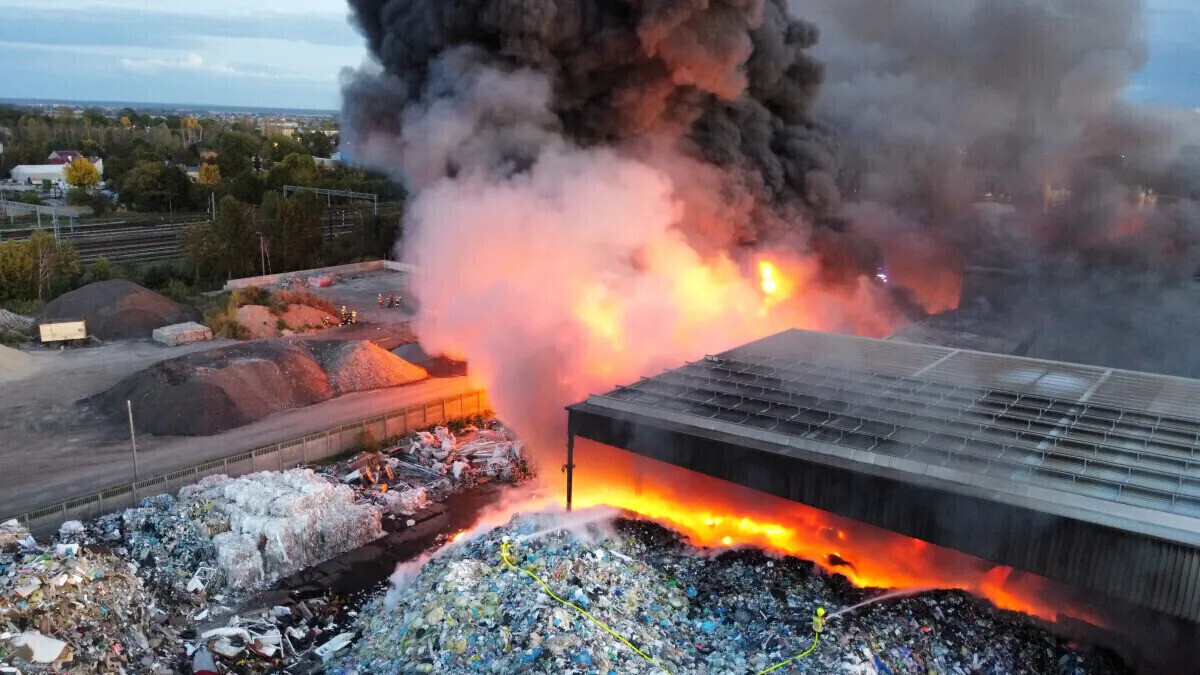 Strażacy podsumowali pożar sortowni śmieci