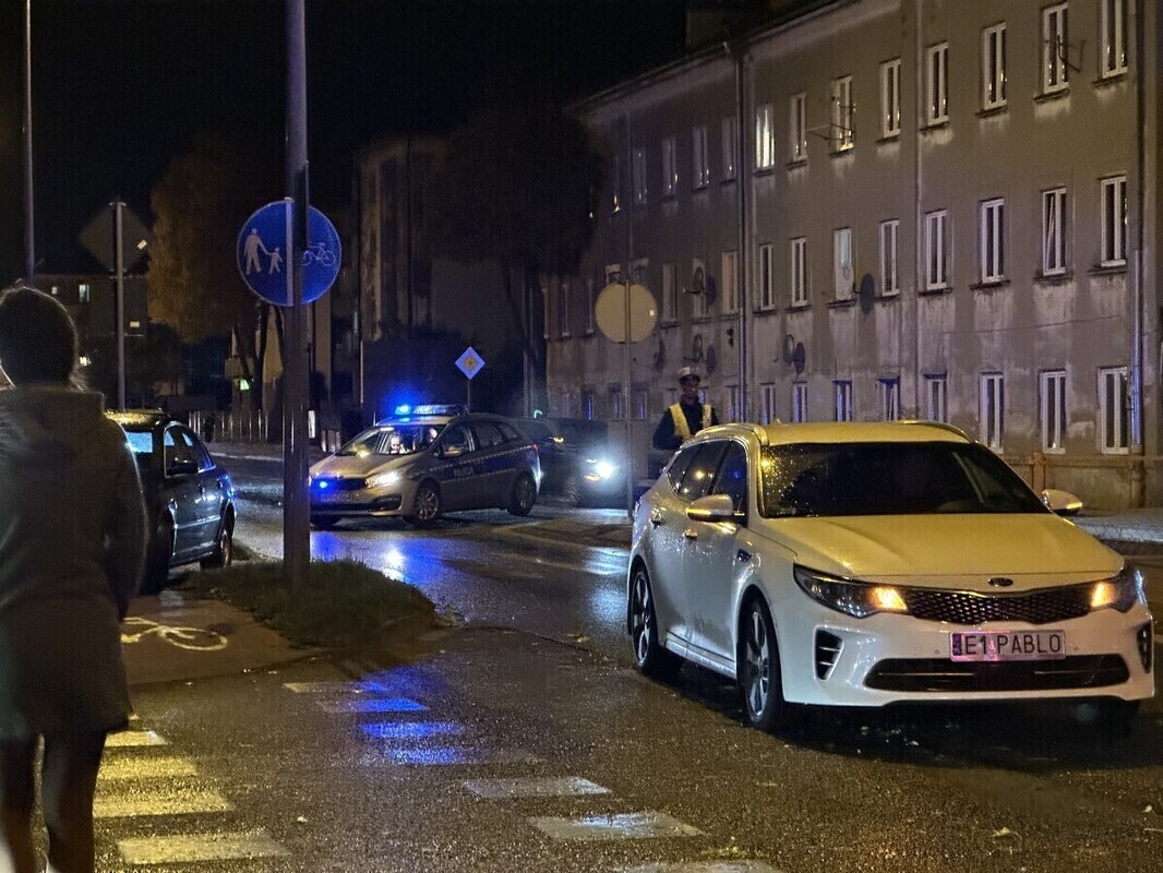 70-latka potrącona na przejściu dla pieszych na Sulejowskiej. Ulica była zablokowana