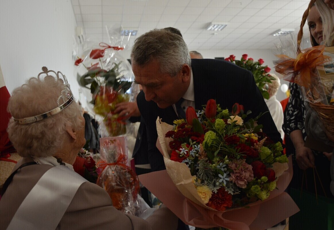 100 osób świętowało 100-lecie urodzin pani Sabiny