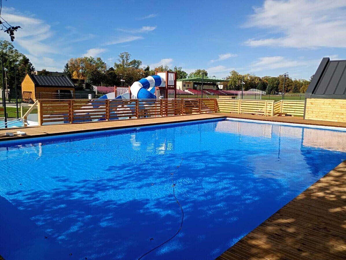 Kompleks basenów w Piotrkowie już gotowy ZDJĘCIA FILM