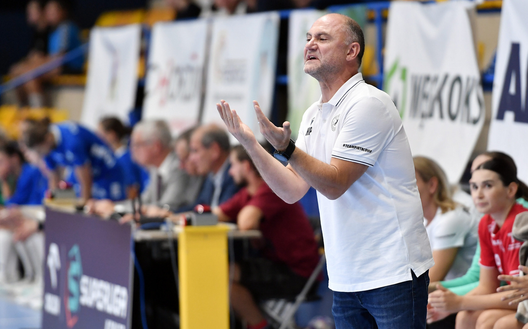 Porażka piłkarek ręcznych Piotrcovii w Gnieźnie