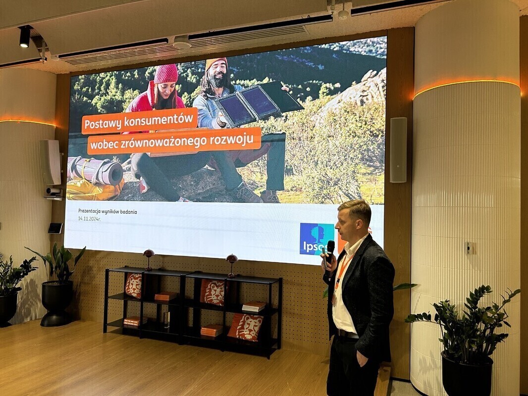 Badanie 57 proc. Polaków ogranicza zbędne zakupy w trosce o środowisko naturalne