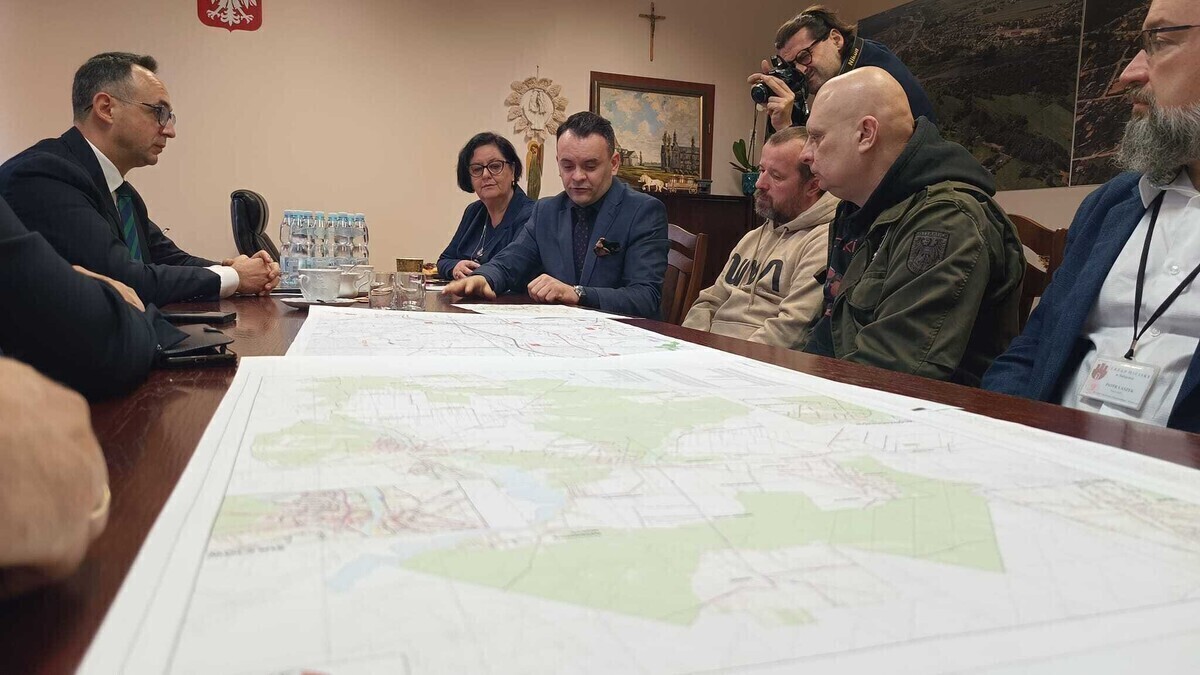 S12 z Piotrkowa do Sulejowa na pewno powstanie zapowiada minister Klimczak