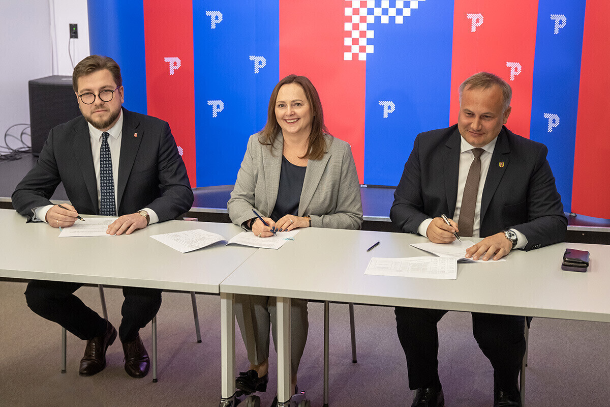 25 samorządów z województwa łódzkiego otrzyma niemal 42 mln euro