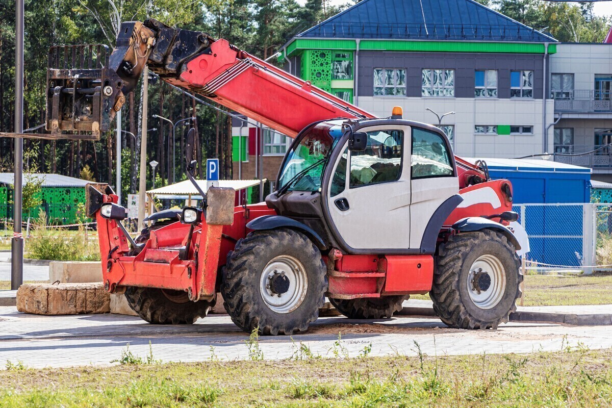 Ładowarki teleskopowe na co zwrócić uwagę przy ich zakupie