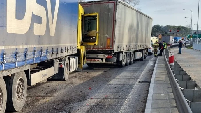 Zderzenie ciężarówek w Przygłowie