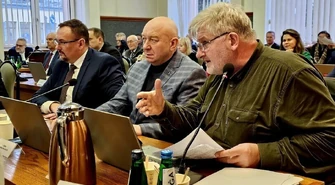 Jak pracowali radni w 2023 roku? Sprawdziliśmy liczbę zapytań i interpelacji