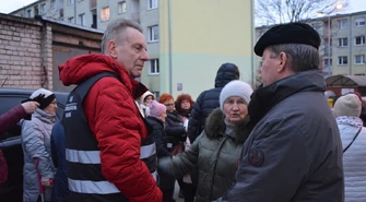 Zalane piwnice czy zniszczona droga. Prezes PSM rozmawiał z mieszkańcami